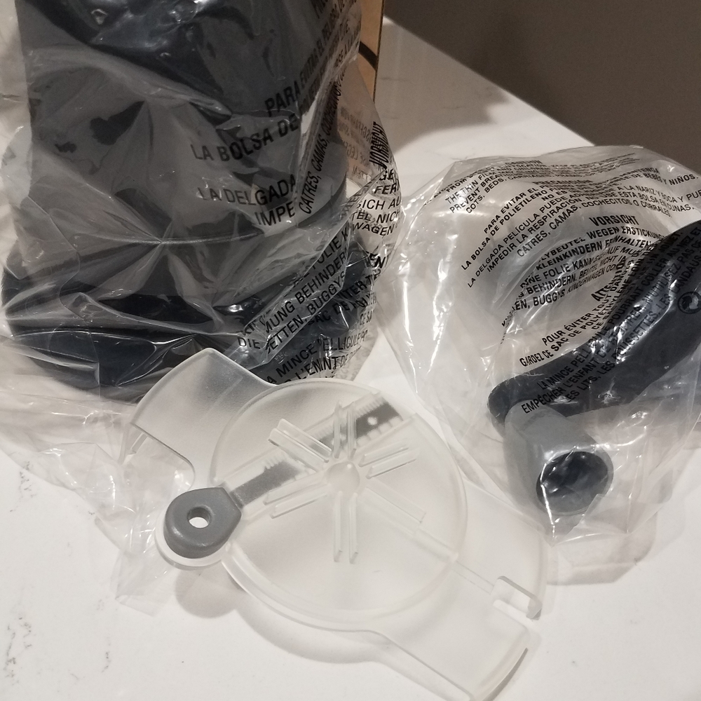 Pampered Chef Veggie Spiralizer - Picture 11 of 12